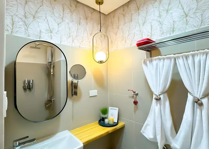 Prestige Point At Red Res L Wifi Netflix I Red Res 2133 Apartment *